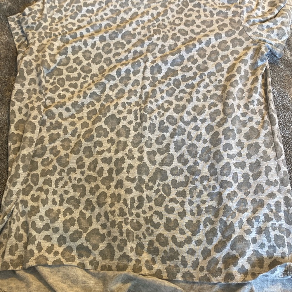 Women’s shirt